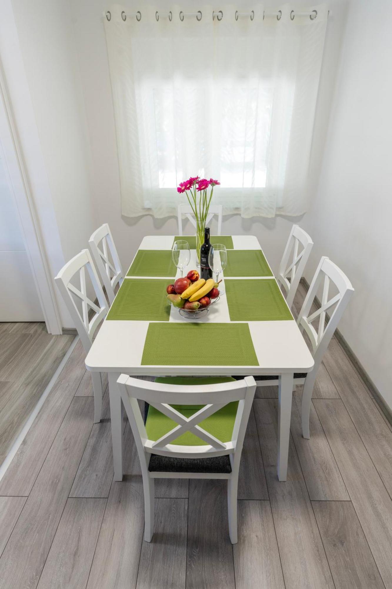 Lusi Apartment Otocac Ngoại thất bức ảnh