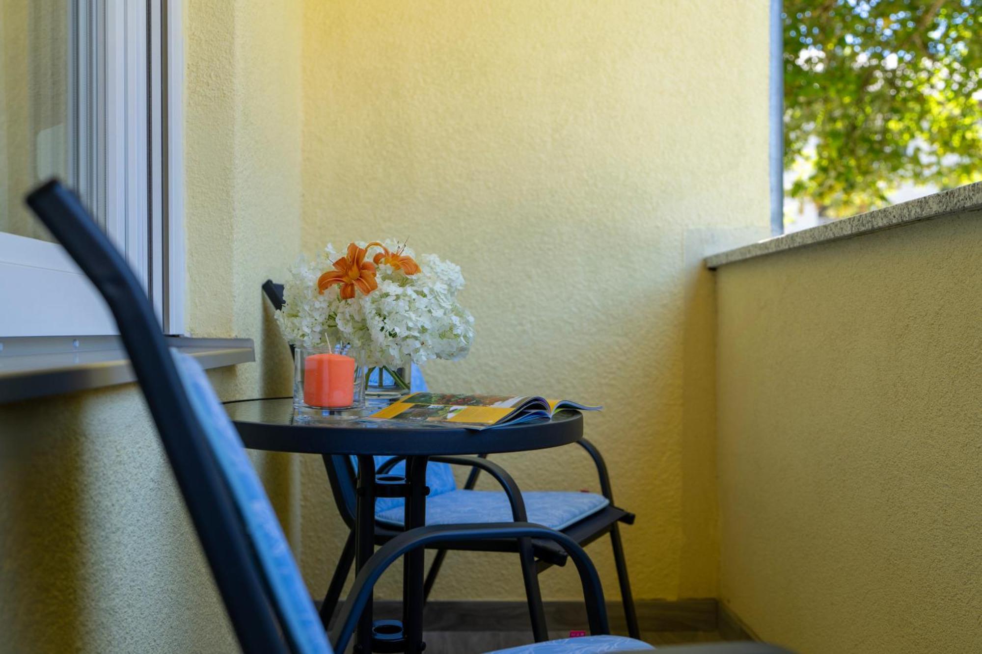 Lusi Apartment Otocac Ngoại thất bức ảnh