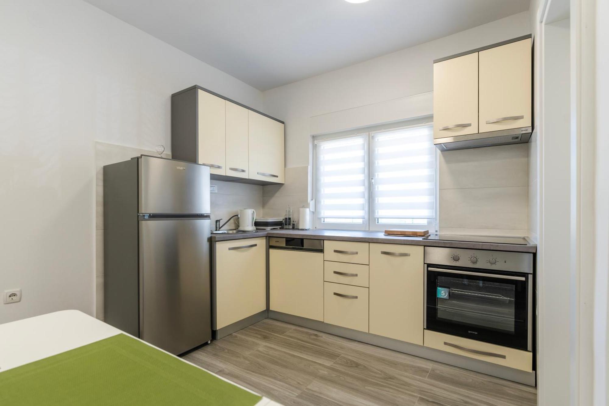 Lusi Apartment Otocac Ngoại thất bức ảnh
